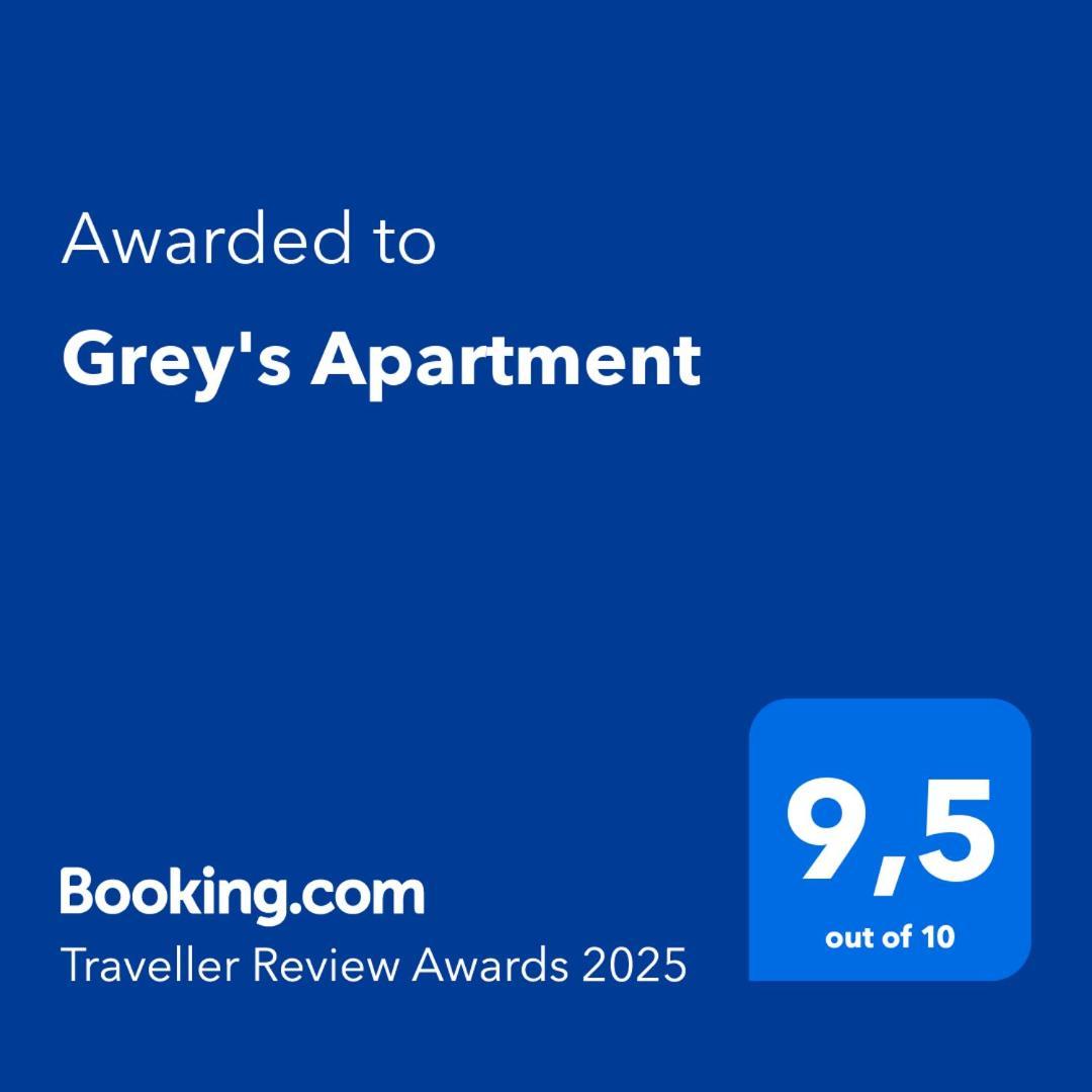 Grey'S Apartment CTA Exterior photo